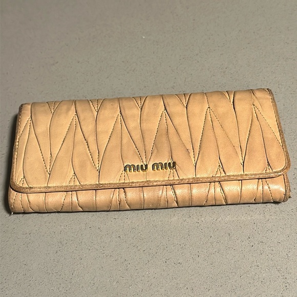 Authentic Miu Miu Tan Leather Snap Long Wallet - Picture 1 of 10
